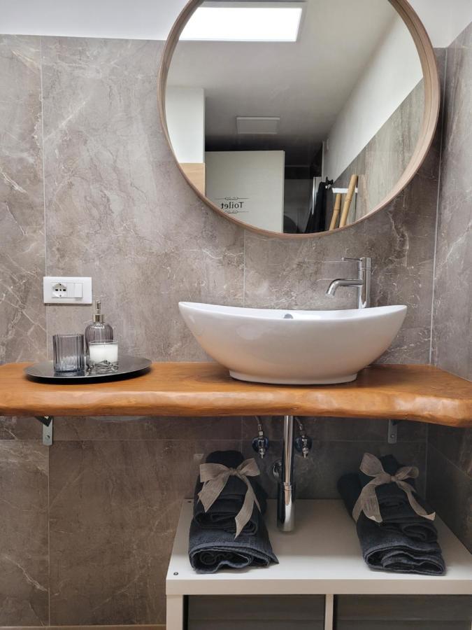 Ca' Sebastiano Apartment เวนิส ภายนอก รูปภาพ