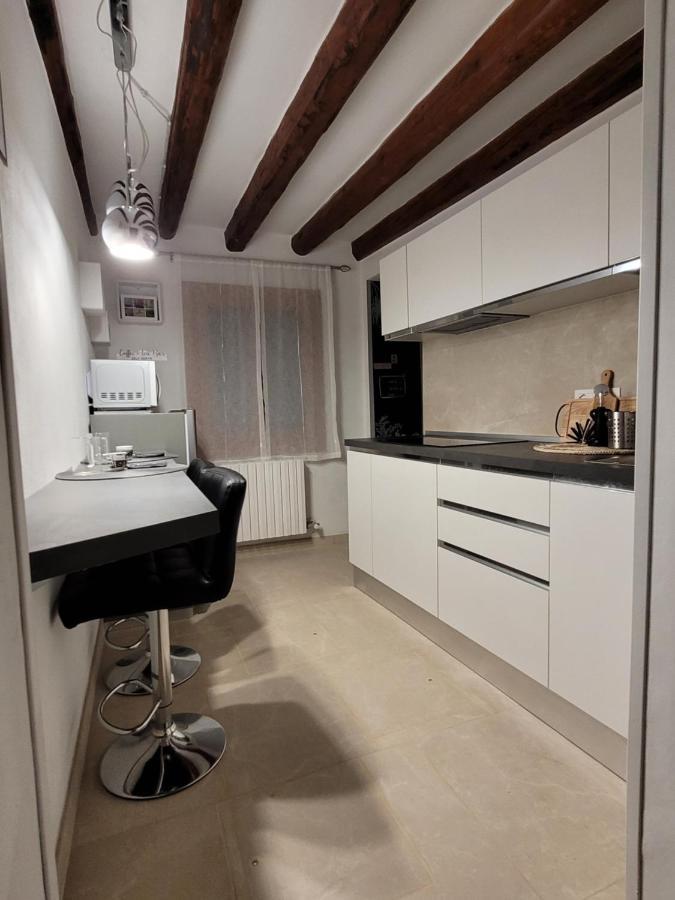 Ca' Sebastiano Apartment เวนิส ภายนอก รูปภาพ