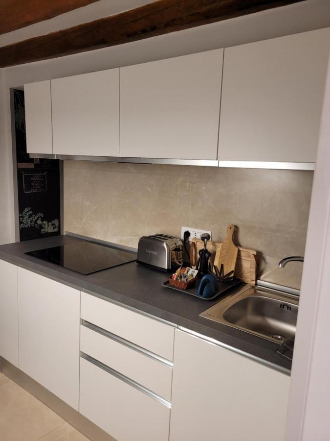 Ca' Sebastiano Apartment เวนิส ภายนอก รูปภาพ